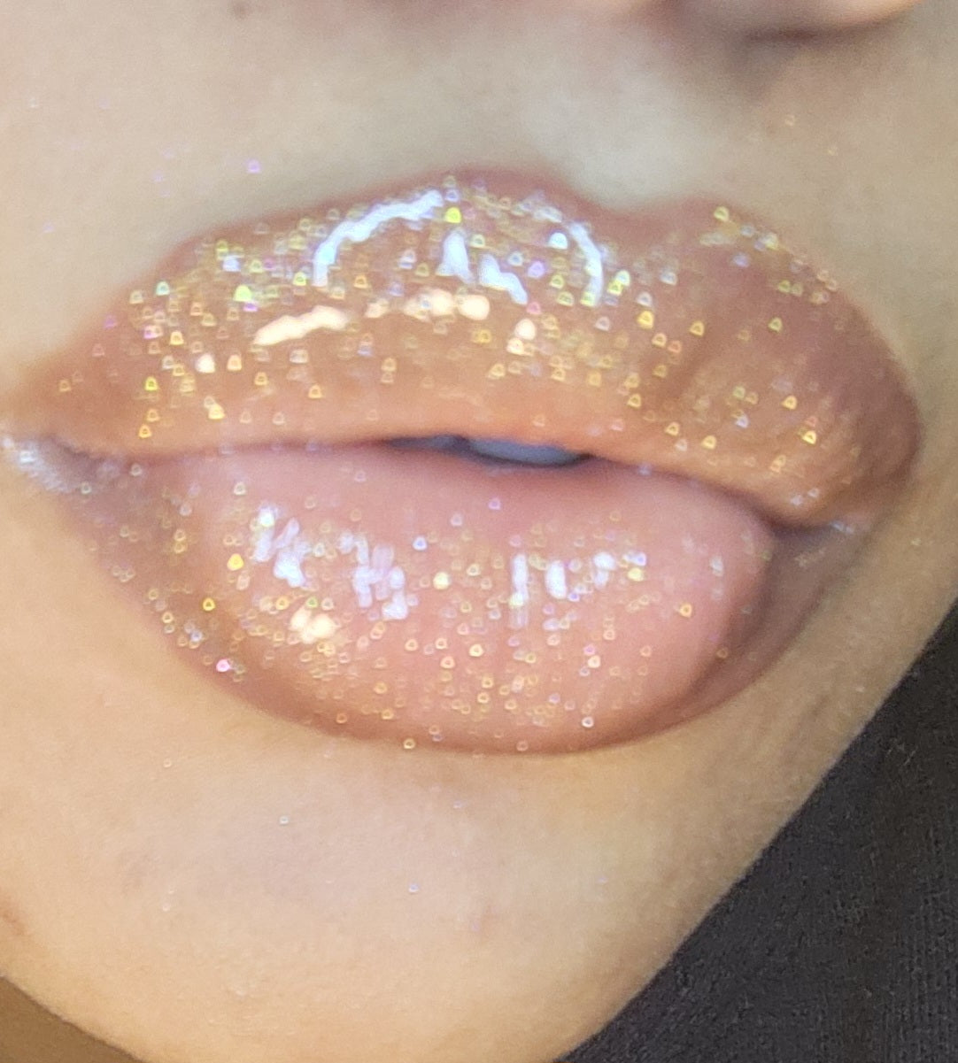 Godly (Gold) shimmering lip gloss