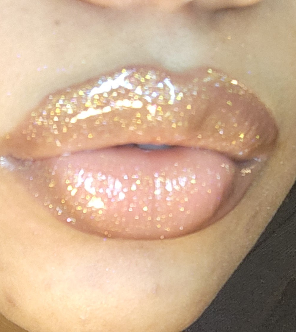 Godly (Gold) shimmering lip gloss