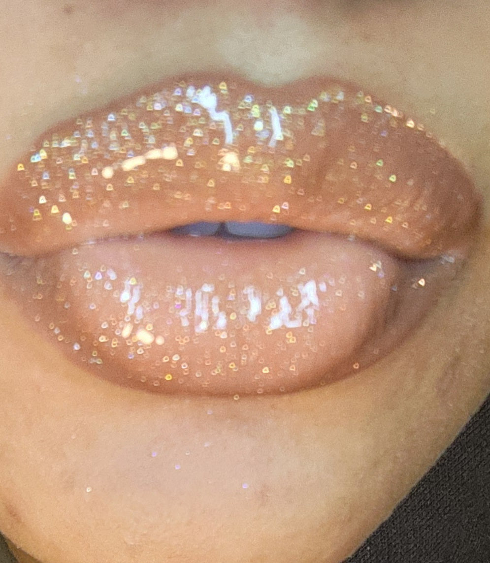 Godly (Gold) shimmering lip gloss
